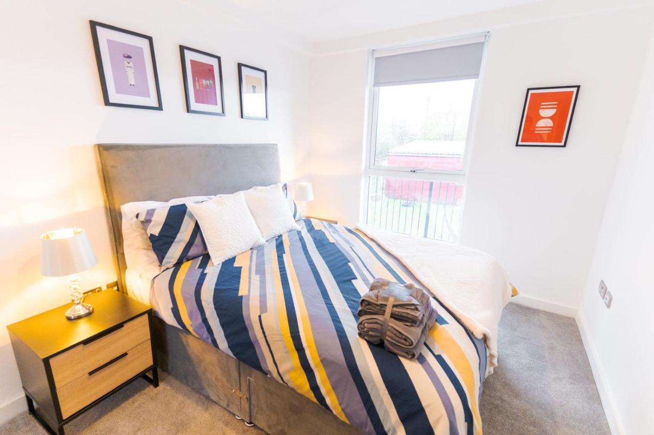 Exquisite Cosy 2-Bed Apartment In Salford Μάντσεστερ Εξωτερικό φωτογραφία