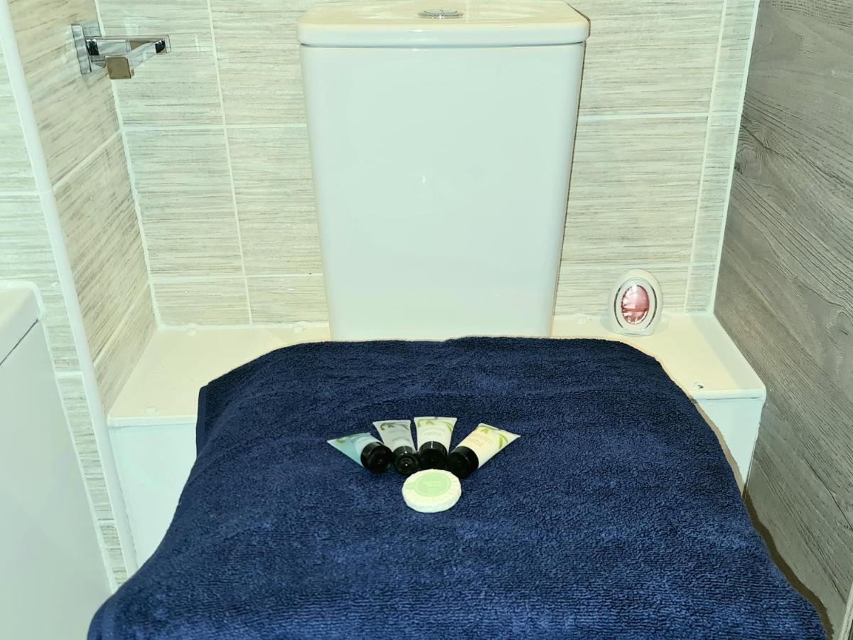 Exquisite Cosy 2-Bed Apartment In Salford Μάντσεστερ Εξωτερικό φωτογραφία